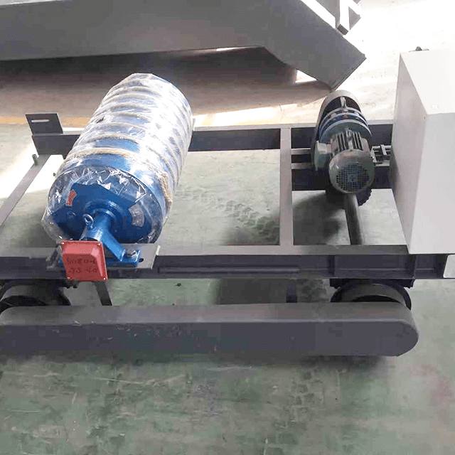 Реверсивная распределительная машина