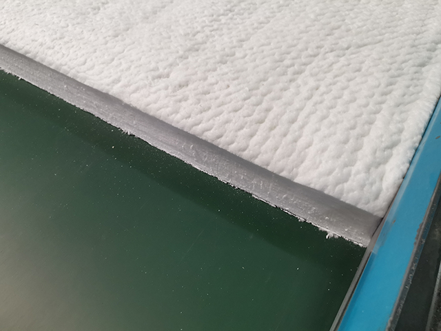 Керамическое волокно Хлопковое огнеупорное волокно Теплоизоляция Облицовка стен печи Глиноземное волокно Хлопок